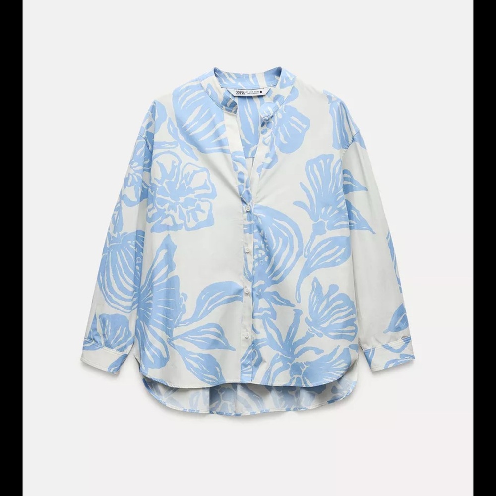NWT Floral Blue and White Button-Up Shirt